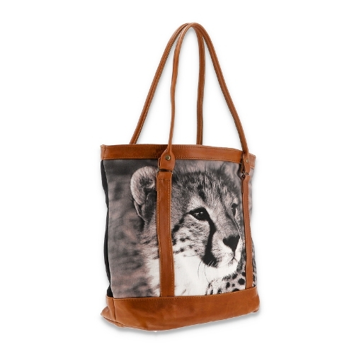 A showcase of Product Photography work that we have recently completed at K360 Product Photography. We also specialise in Jewellery Photography, 360 Product Photography and e-commerce photography for your platforms of choice. Includes Amazon, Takealot, Shopify, WooCommer, Wix, Facebook, Instagram & Many others. Visit www.k360.co.za or call +27791603887 for more info. Email hello@k360.co.za K360 Product Photography - Jewellery Photography - 360 Product Photography - Product Images - Cape Town Product Photographer - K360 Product Photography- www.k360.co.za